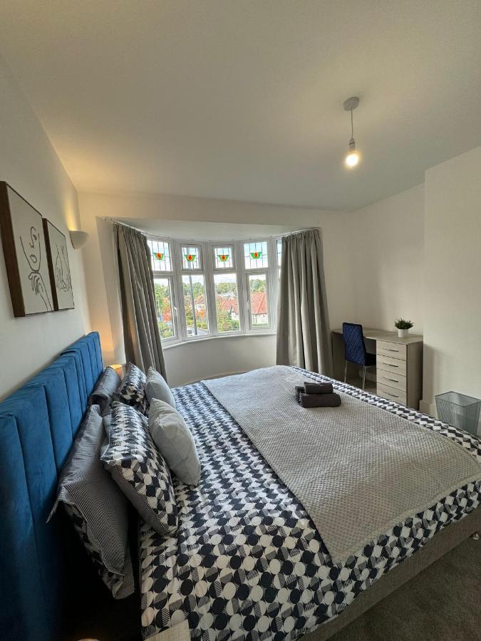 Smart Guest Rooms Fast Access To Central London Via Piccadilly Line New Southgate Luaran gambar